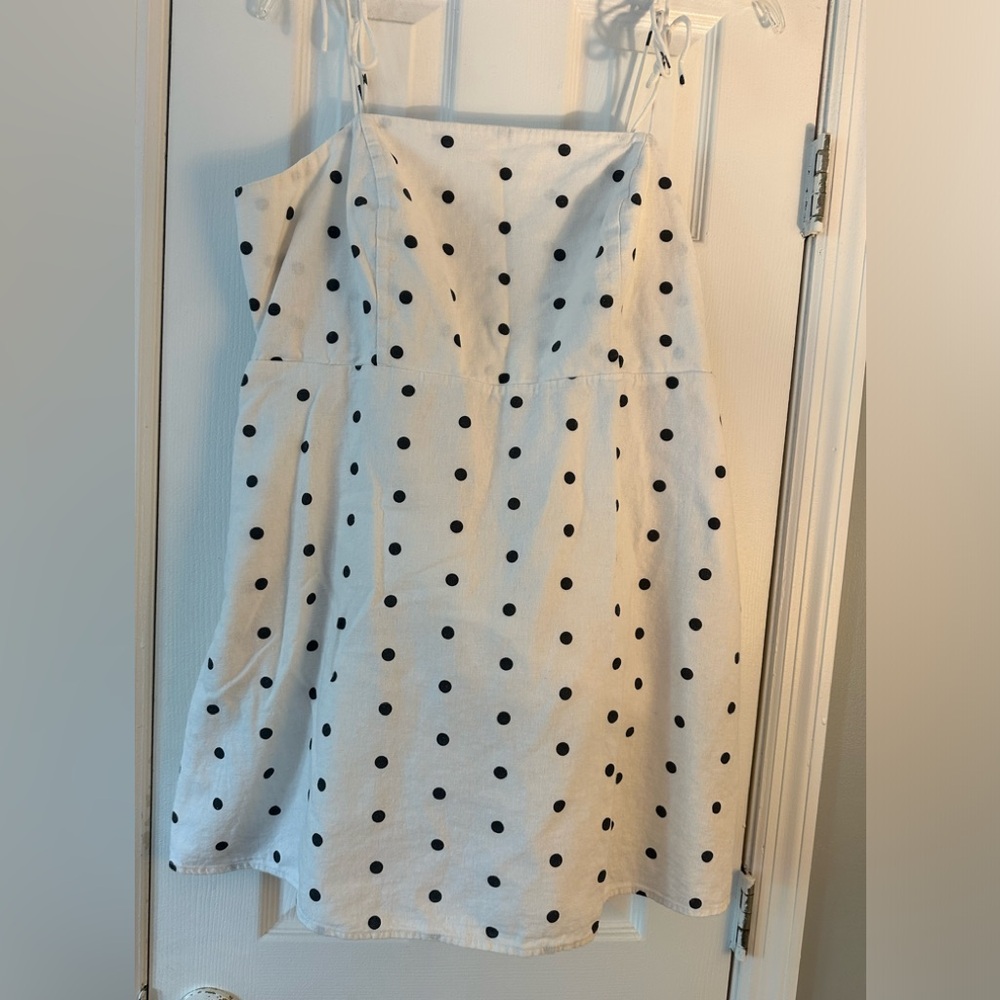 Old Navy White Dress with Navy Tag